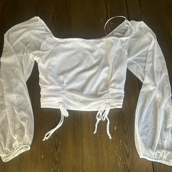 SHEIN ambiance long sleeved shirt cropped - Picture 1 of 2